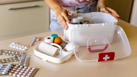 _freepik__com_0dea6ec6ab0be60ad35ef5a16d868f34_480x270